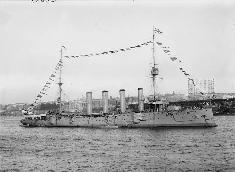 The British cruiser HMS Drake in the United States in 1909.